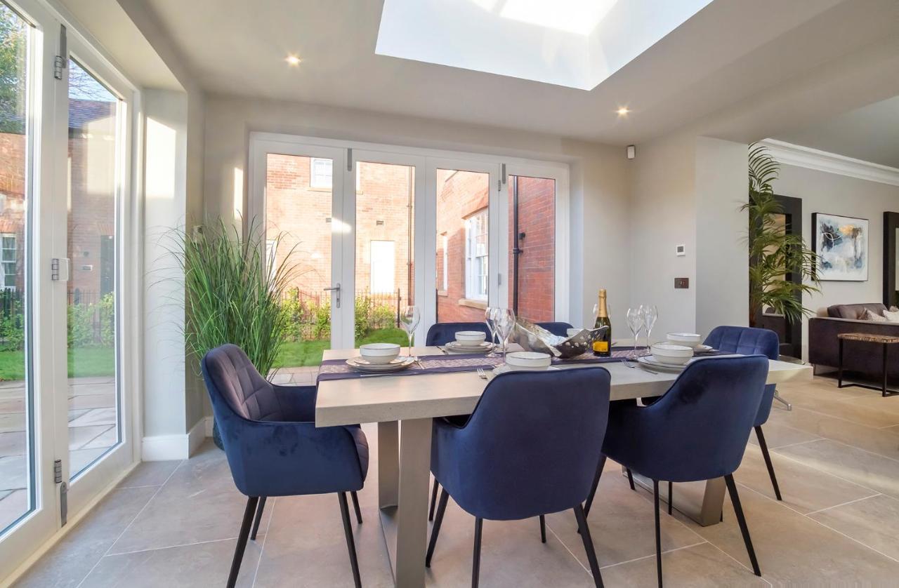 The Presidential Suite, With Free Parking! York Exterior foto