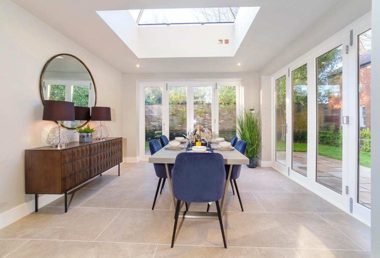 The Presidential Suite, With Free Parking! York Exterior foto